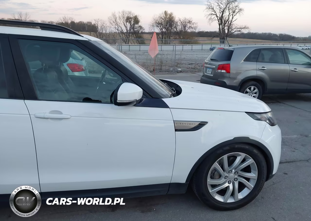 2018 Land Rover Discovery Se VIN:SALRG2RV9JA055421 - 19