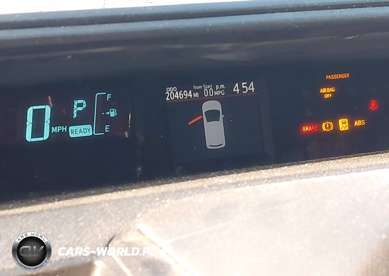 2014 Toyota Prius C VIN:JTDKDTB36E1569085 - 15