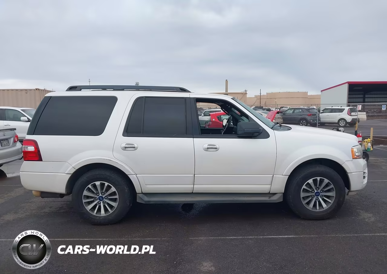 2016 Ford Expedition Xlt VIN:1FMJU1HT7GEF52195 - 13