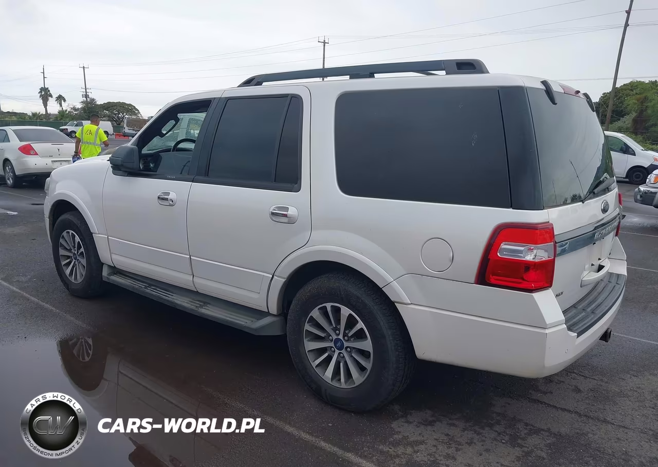2016 Ford Expedition Xlt VIN:1FMJU1HT7GEF52195 - 3