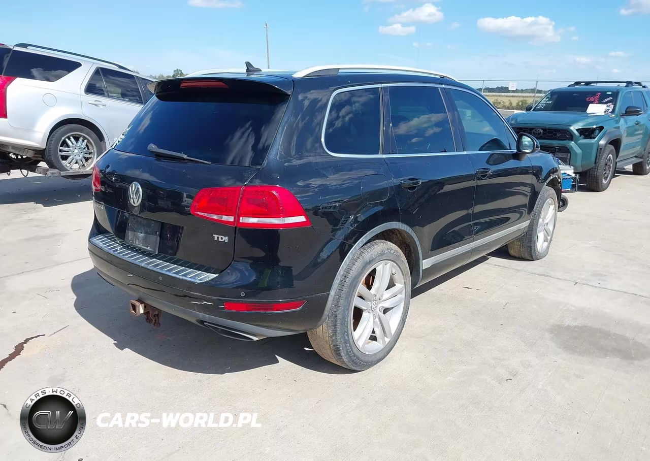 2014 Volkswagen Touareg Tdi Executive VIN:WVGEP9BP0ED007980 - 4