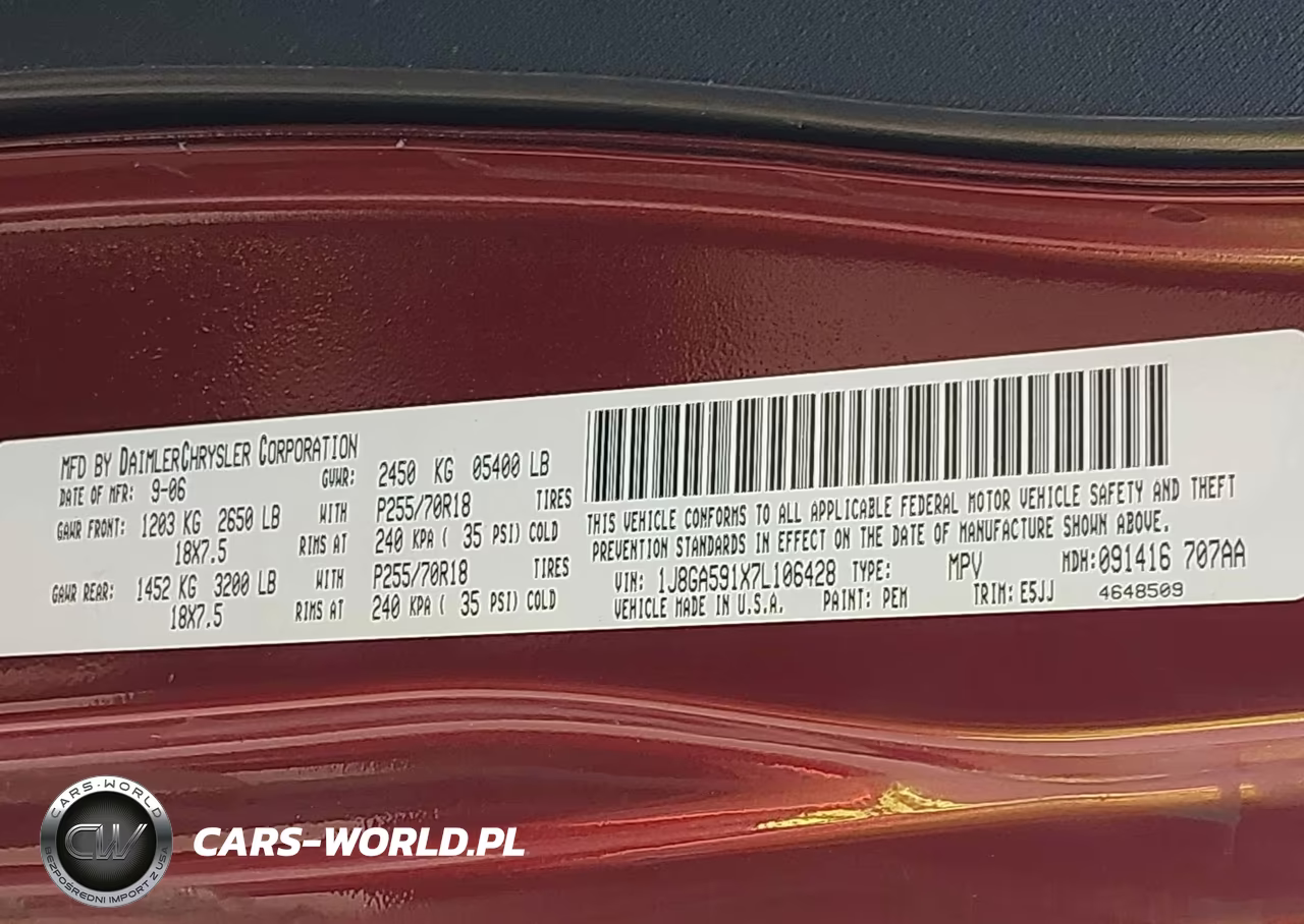 2007 Jeep Wrangler Unlimited Sahara VIN:1J8GA591X7L106428 - 9