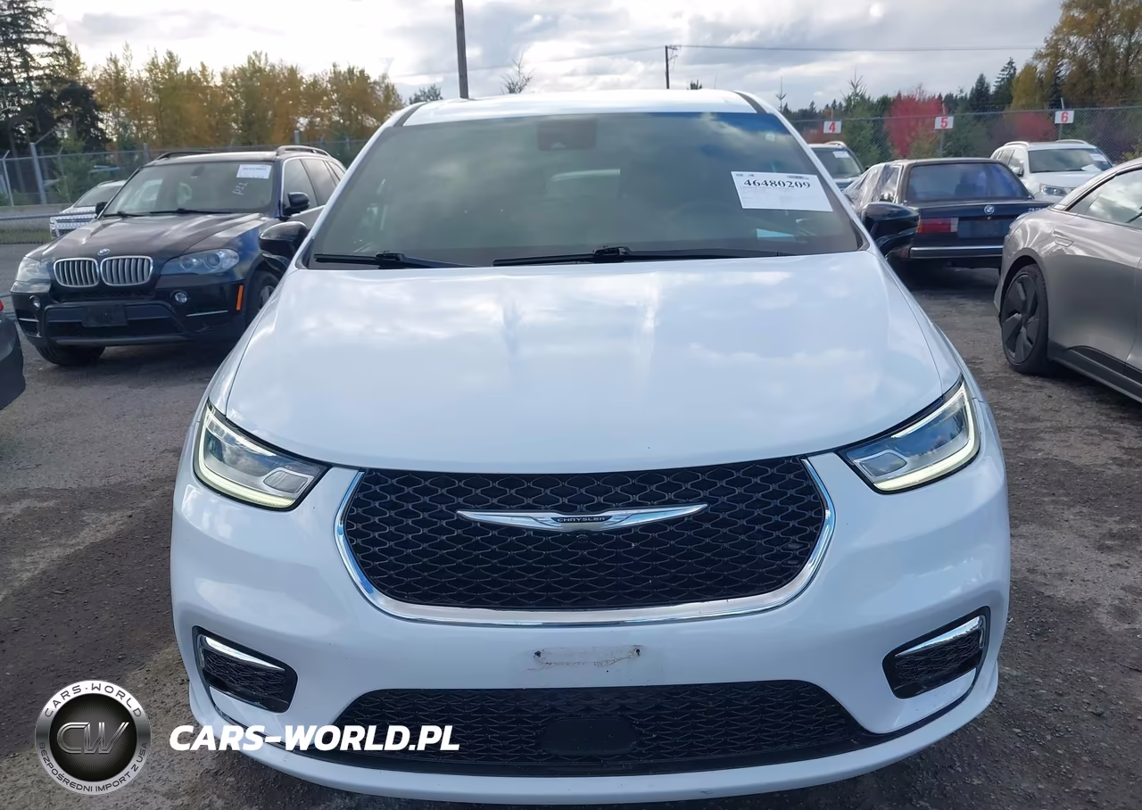 2025 Chrysler Pacifica Select VIN:2C4RC1BG9SR506093 - 11