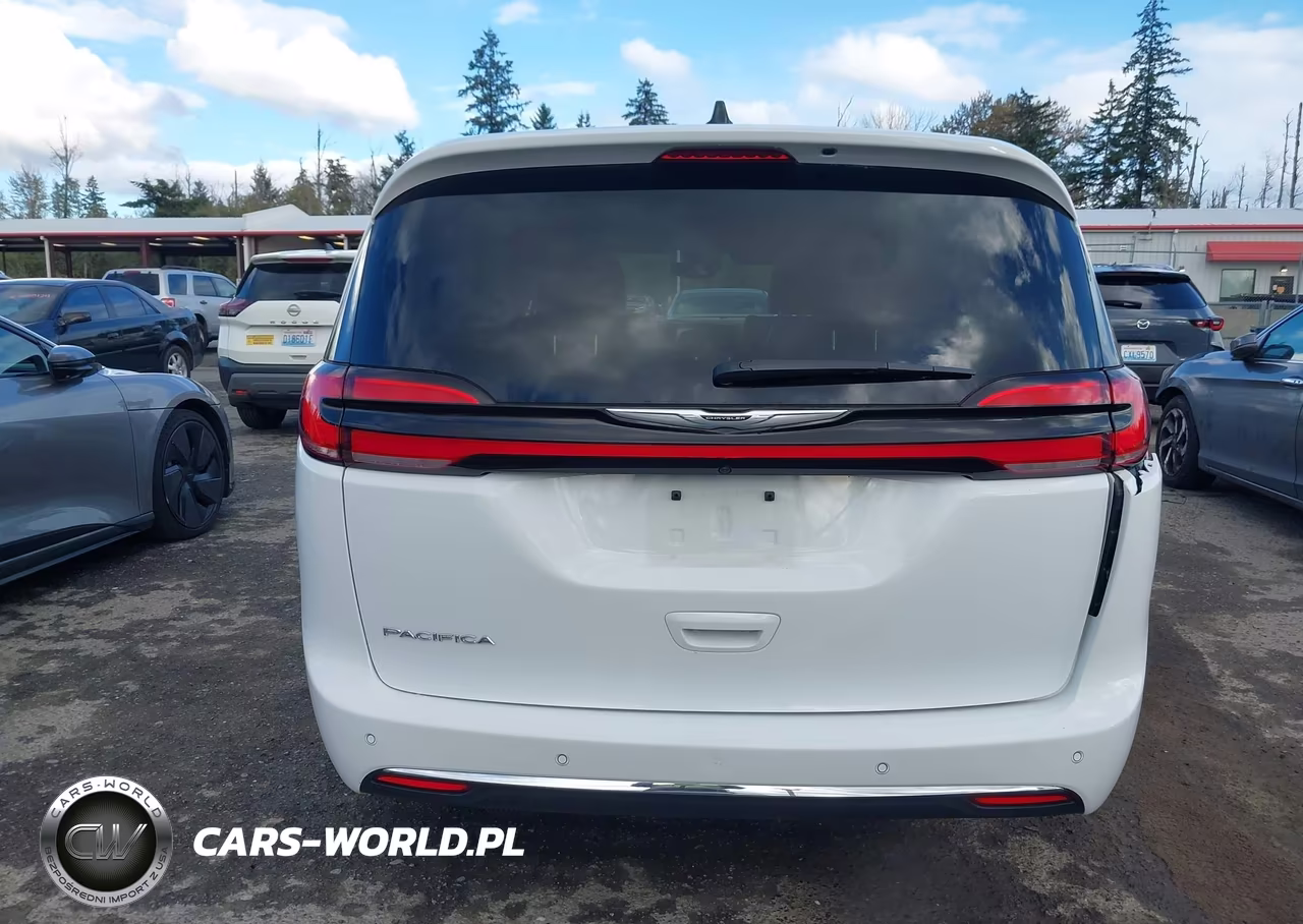 2025 Chrysler Pacifica Select VIN:2C4RC1BG9SR506093 - 15