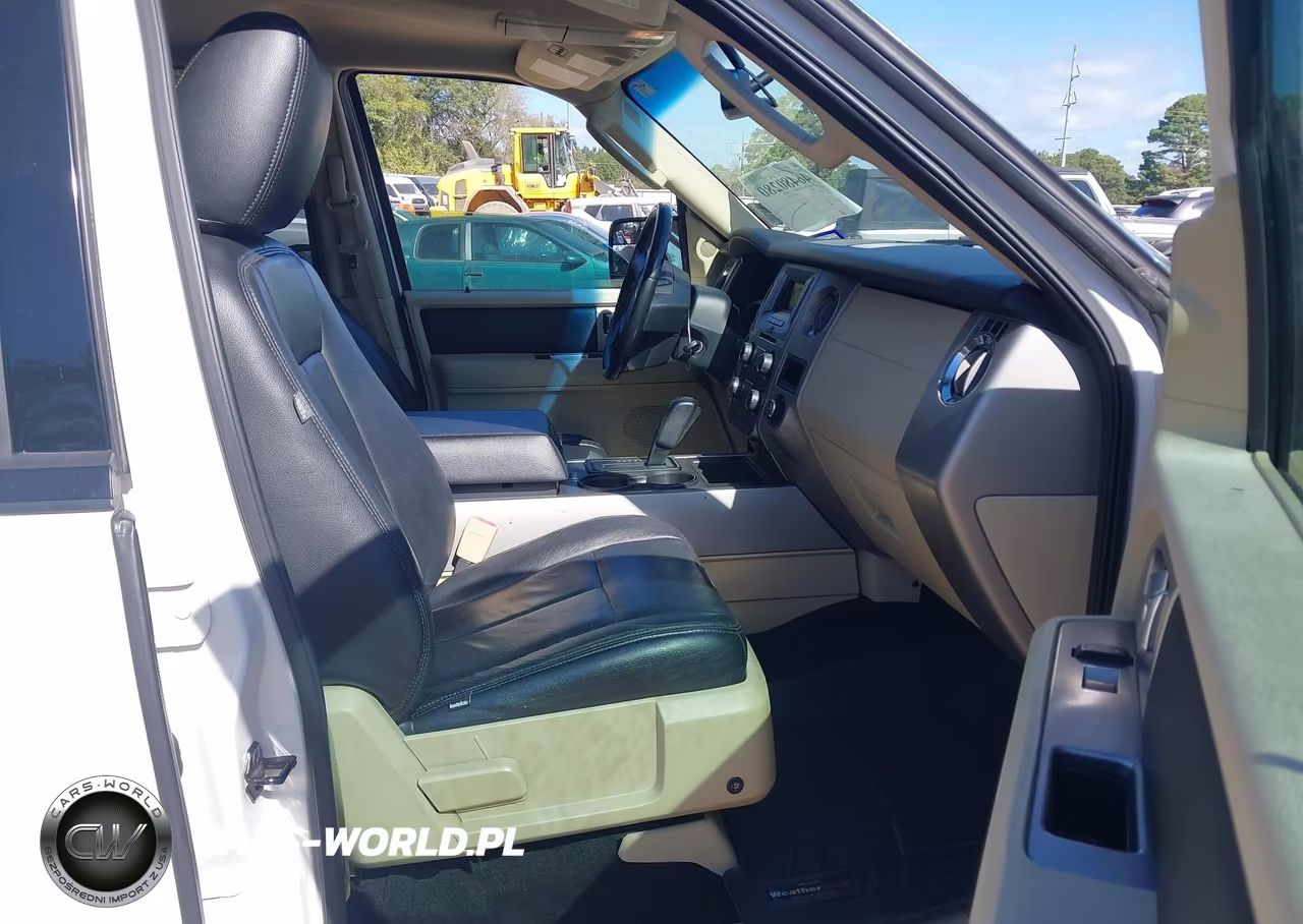 2015 Ford Expedition Xlt VIN:1FMJU1HT9FEF08519 - 5