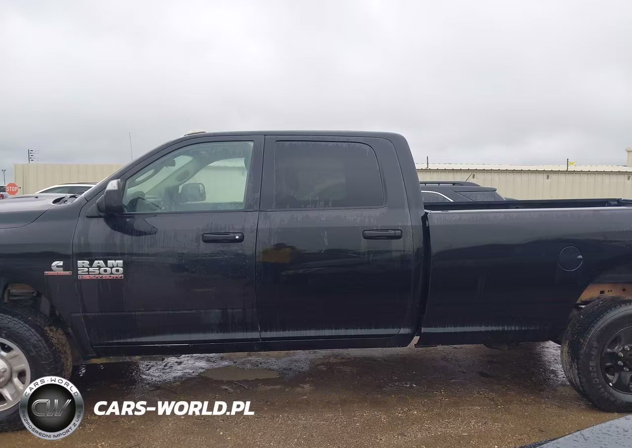 2017 Ram 2500 Tradesman 4X4 8' Box VIN:3C6UR5HL5HG657684 - 14