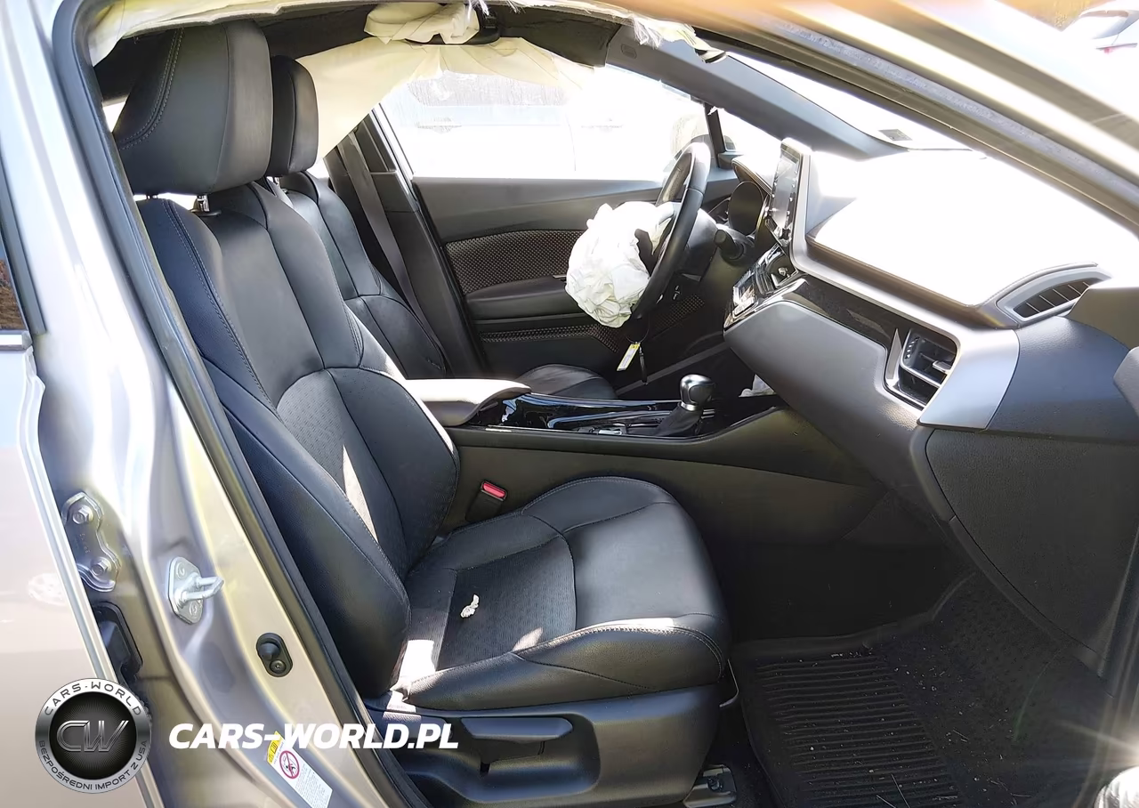 2019 Toyota C-Hr Limited VIN:NMTKHMBX8KR101627 - 5