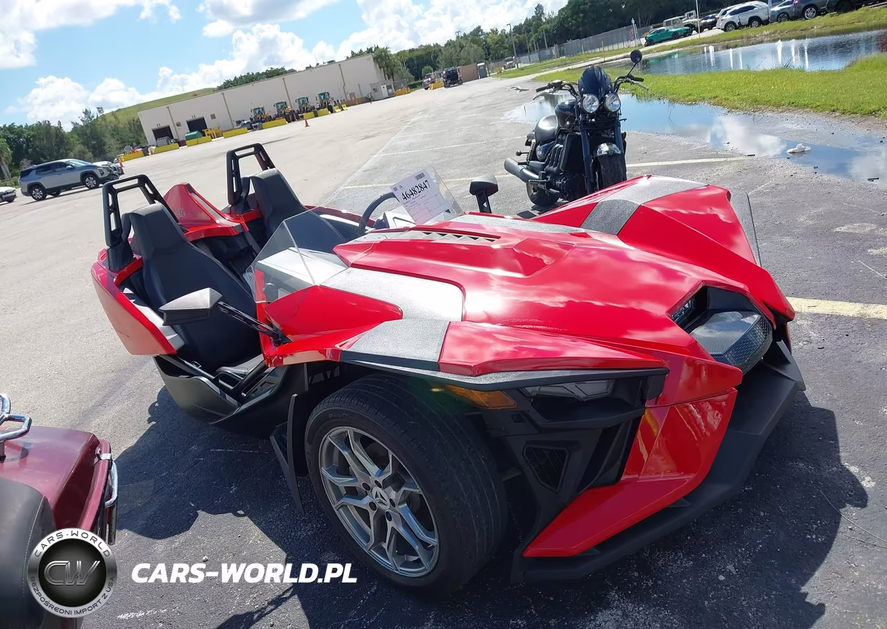 2021 Polaris Slingshot Sl