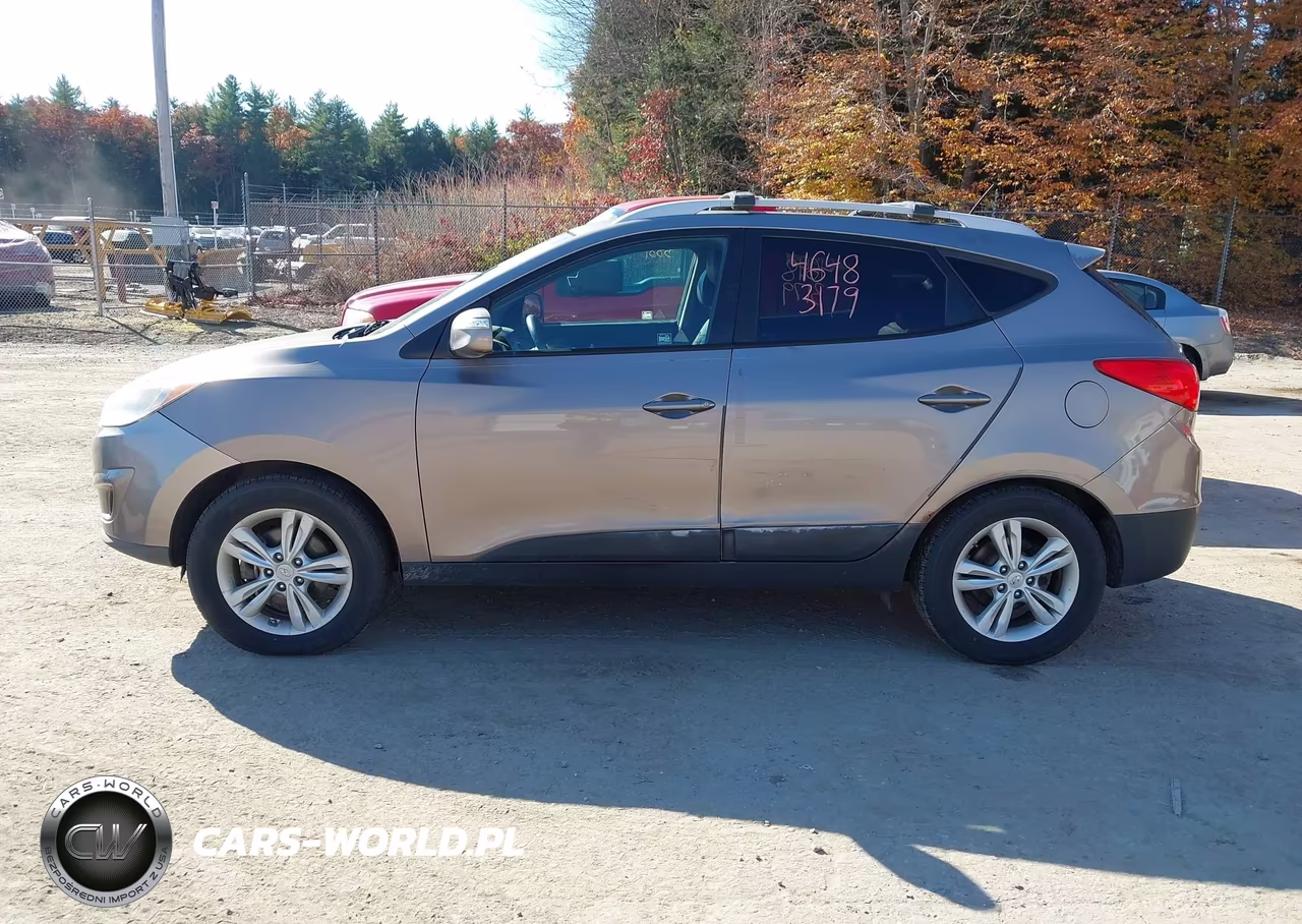 2012 Hyundai Tucson Gls VIN:KM8JUCAC8CU374982 - 12