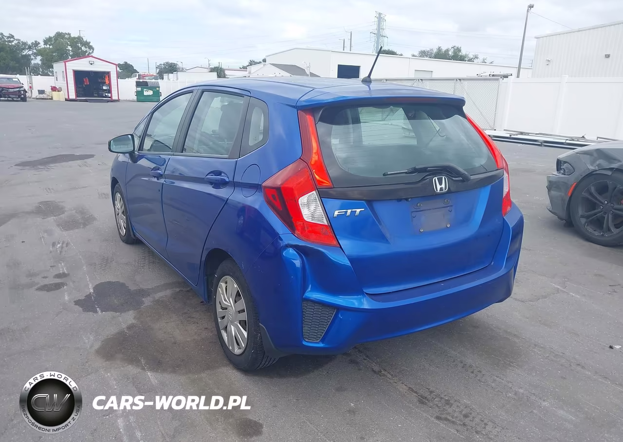 2015 Honda Fit Lx VIN:3HGGK5H52FM748519 - 3