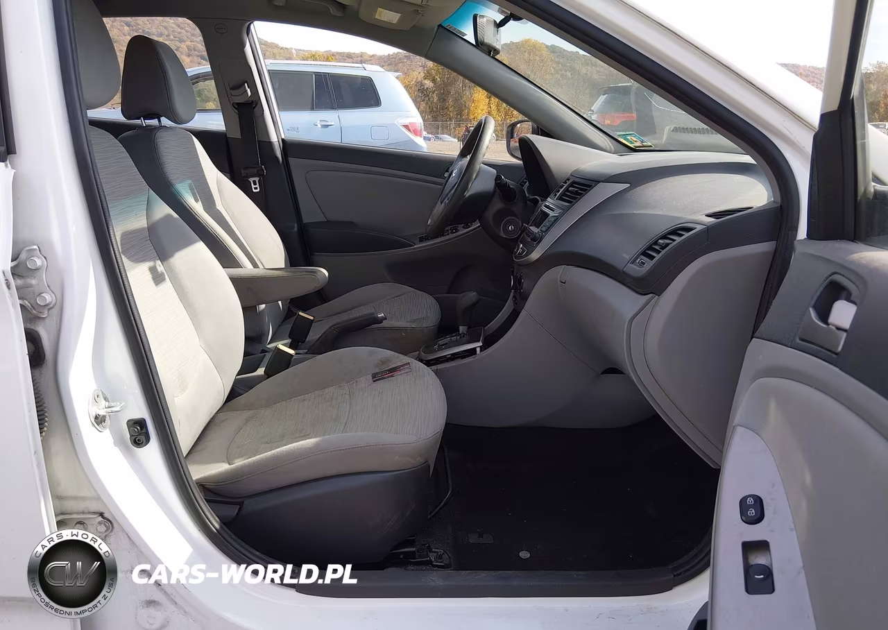 2015 Hyundai Accent Gs VIN:KMHCT5AE7FU213052 - 5