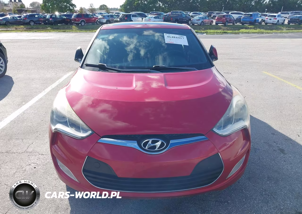 2016 Hyundai Veloster VIN:KMHTC6AD8GU281410 - 6