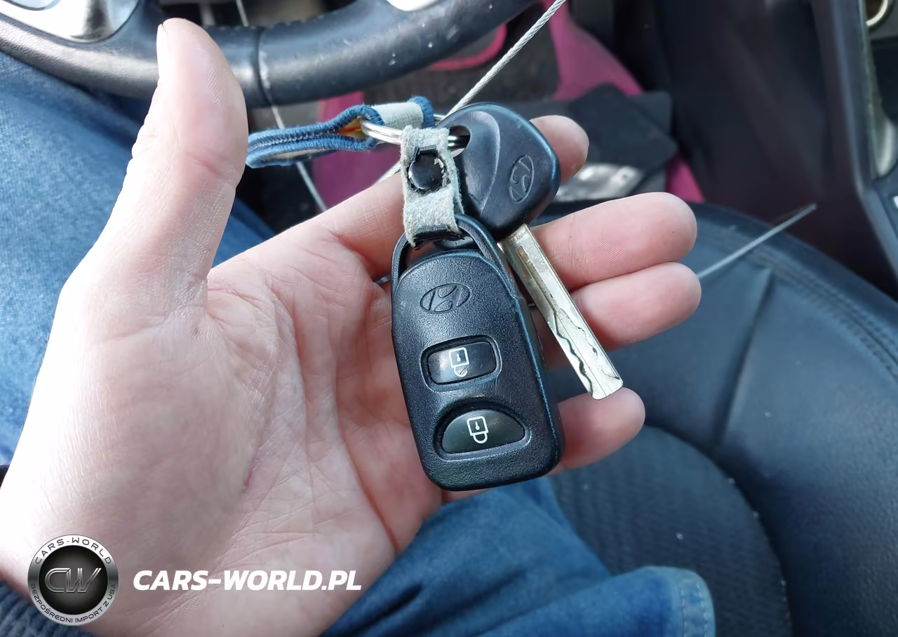 2012 Hyundai Tucson Gls VIN:KM8JU3ACXCU477983 - 11