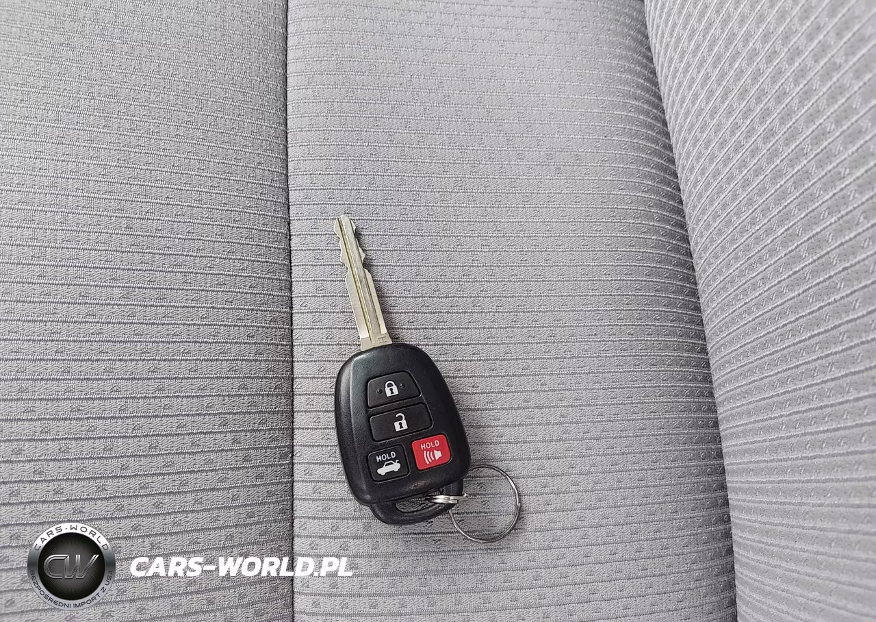 2017 Toyota Camry Se VIN:4T1BF1FK7HU343605 - 11
