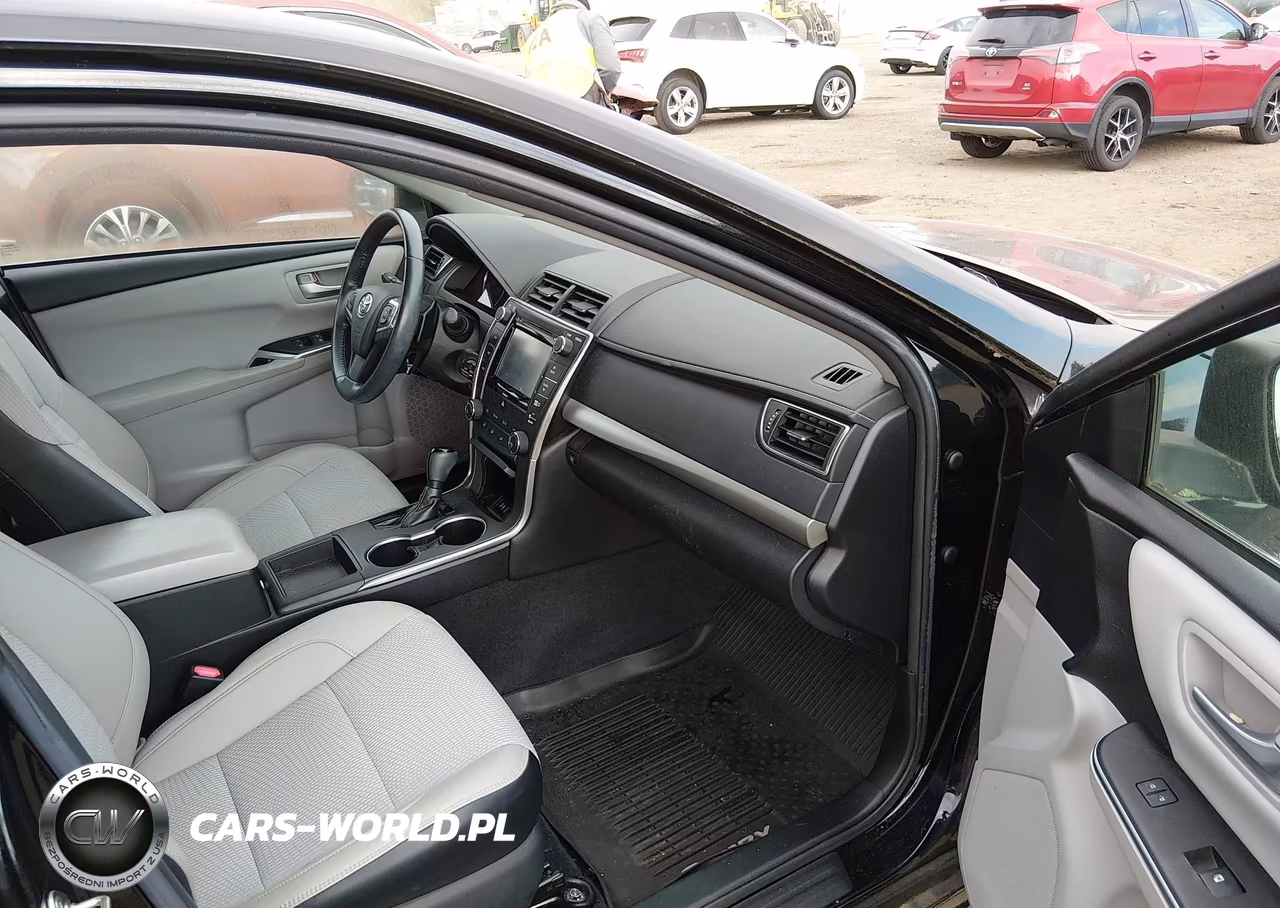 2017 Toyota Camry Se VIN:4T1BF1FK7HU343605 - 5