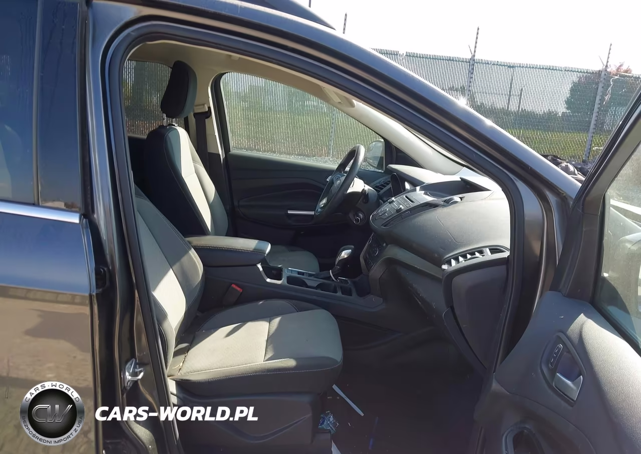 2018 Ford Escape Se VIN:1FMCU0GD0JUA93859 - 5