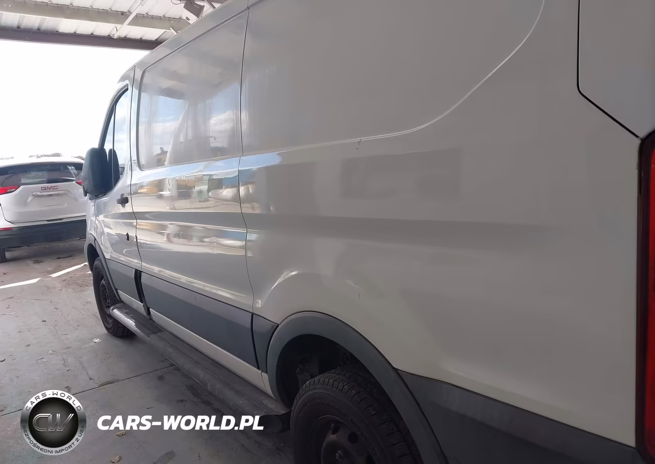 2018 Ford Transit-250 VIN:1FTYR1ZM2JKB17962 - 18