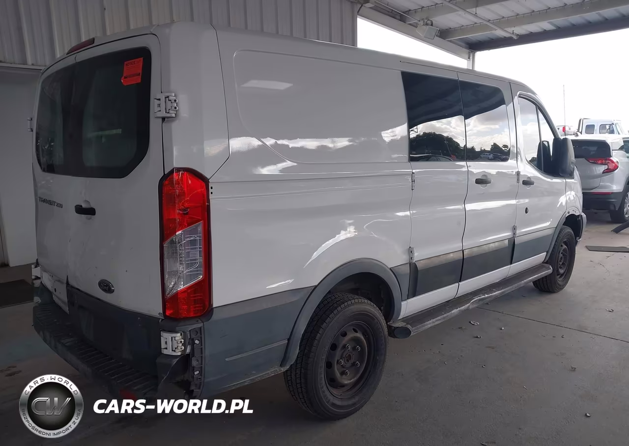 2018 Ford Transit-250 VIN:1FTYR1ZM2JKB17962 - 4