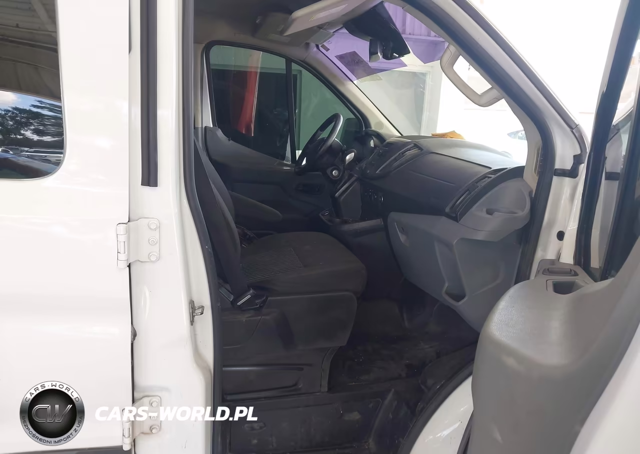 2018 Ford Transit-250 VIN:1FTYR1ZM2JKB17962 - 5