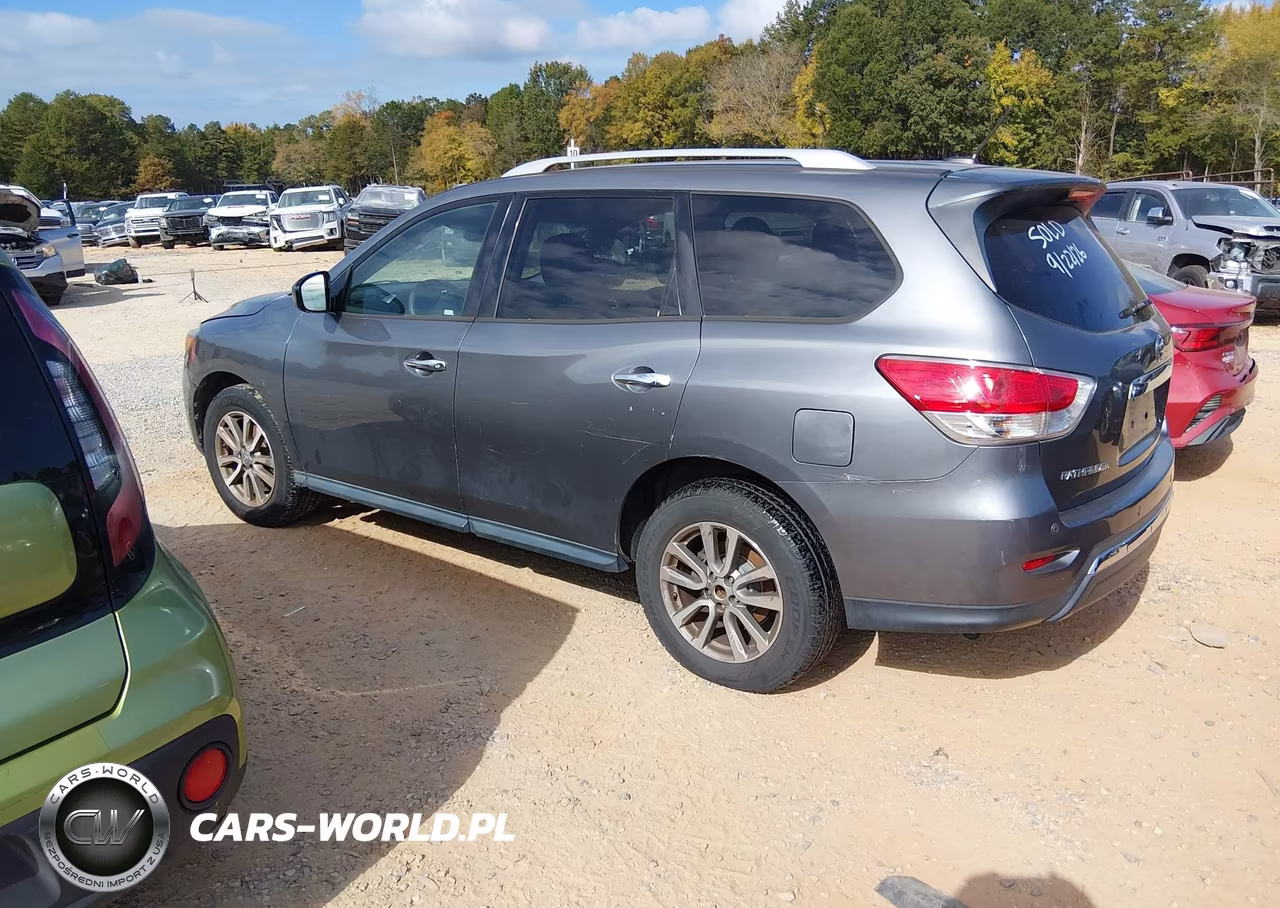 2015 Nissan Pathfinder Platinum-S-Sl-Sv VIN:5N1AR2MN0FC677953 - 3