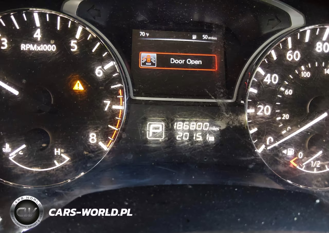 2015 Nissan Pathfinder Platinum-S-Sl-Sv VIN:5N1AR2MN0FC677953 - 7
