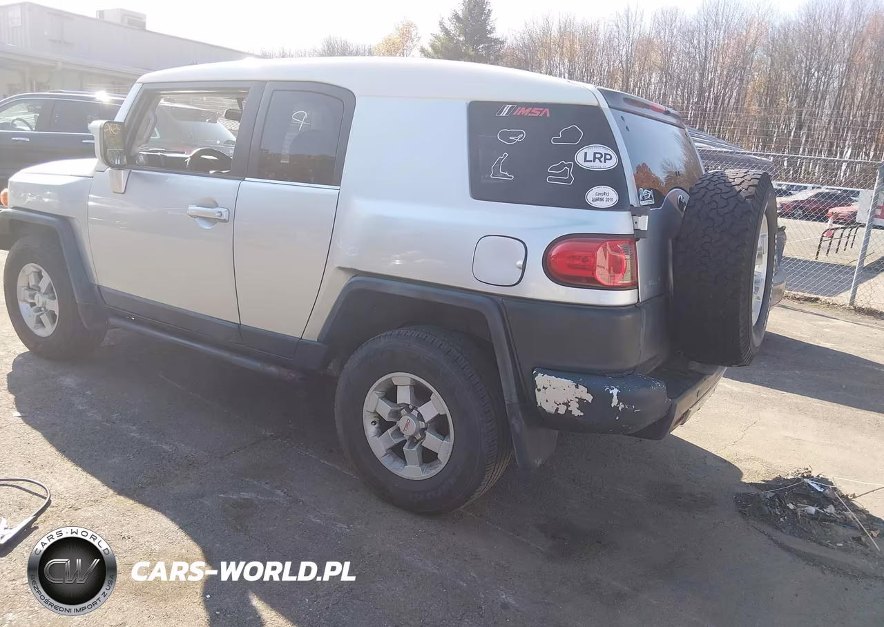 2007 Toyota Fj Cruiser VIN:JTEBU11F770027093 - 3