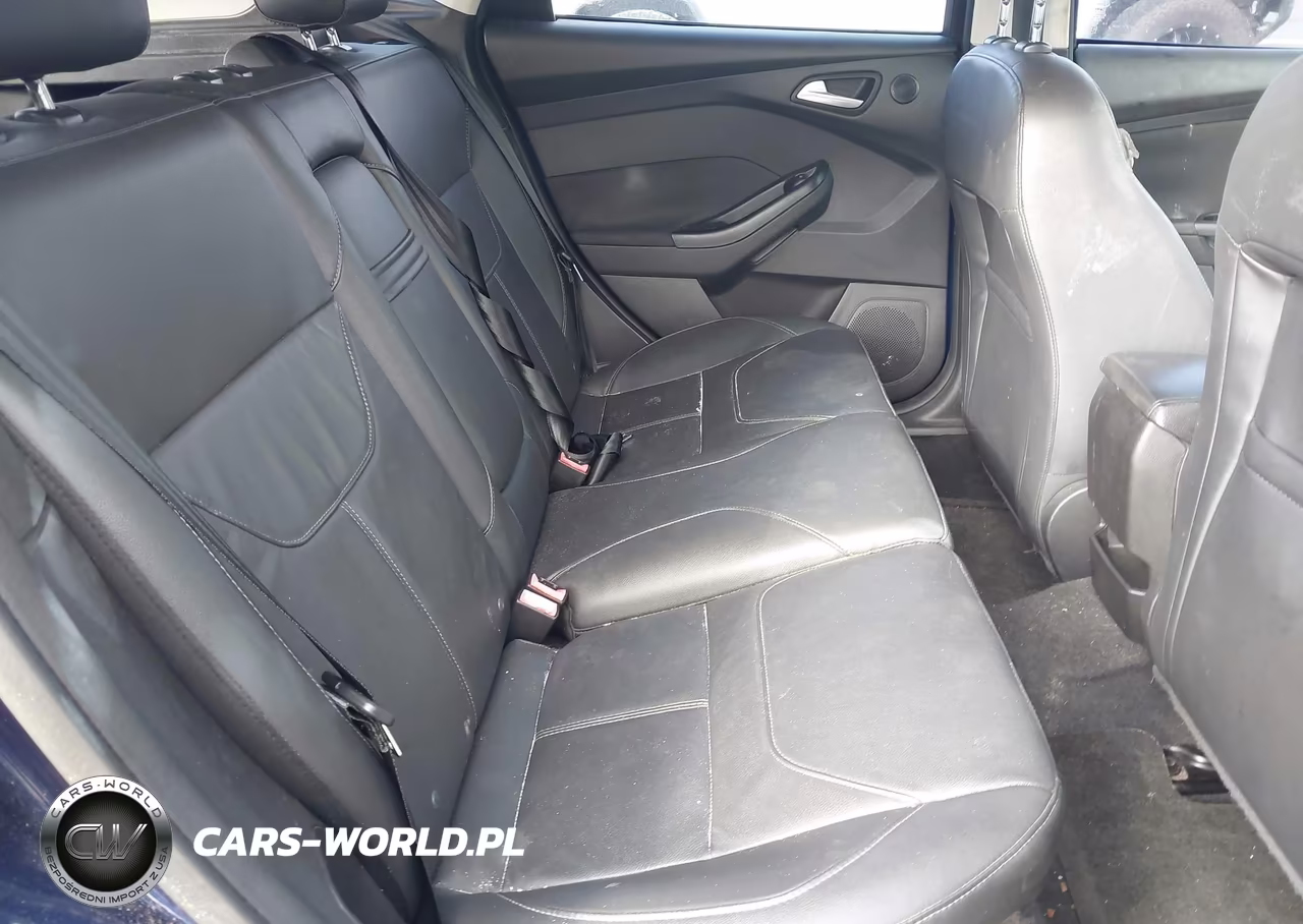 2016 Ford Focus Se VIN:1FADP3K21GL224289 - 8