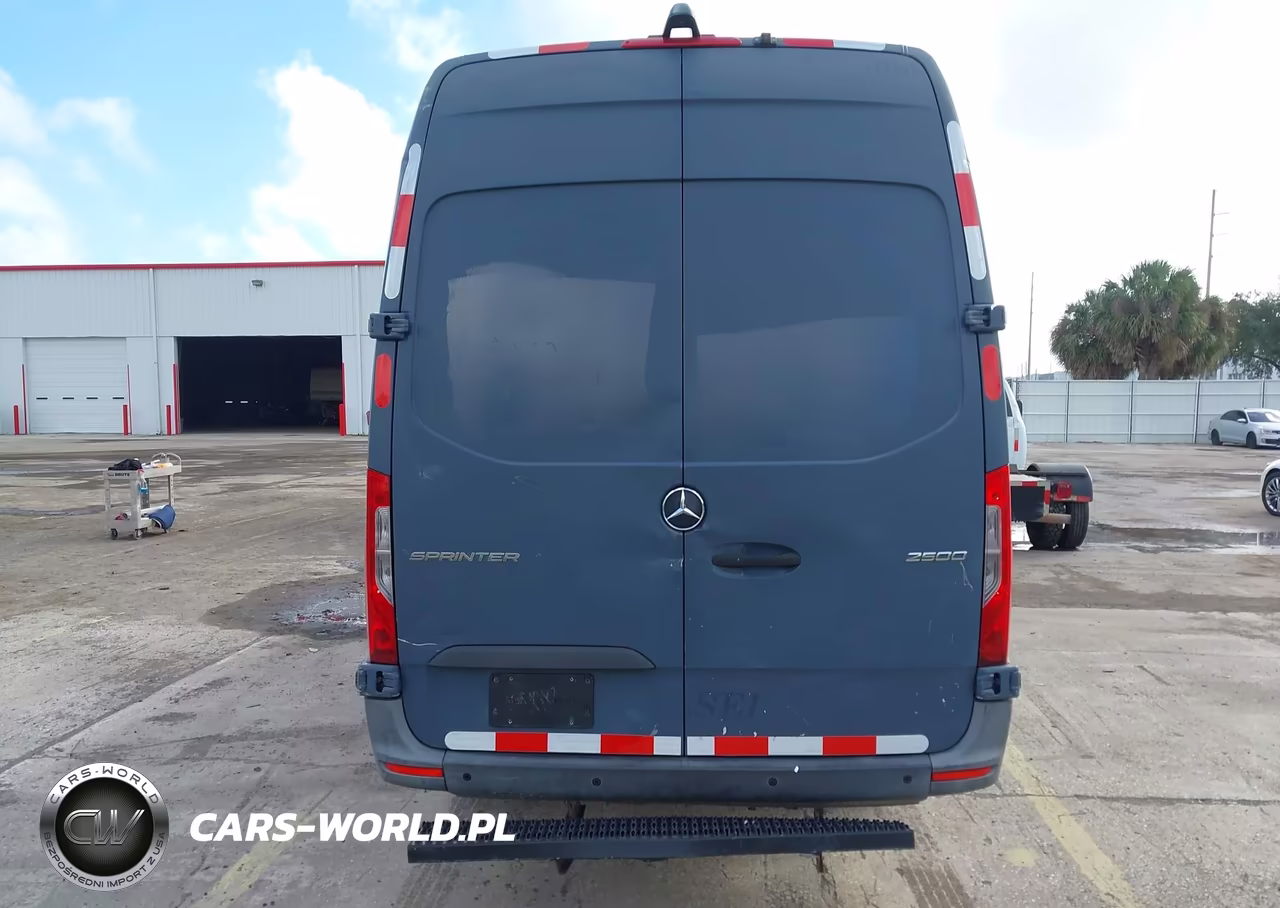 2019 Mercedes-Benz Sprinter 2500 High Roof V6 VIN:WD4PF1CD7KP137731 - 16
