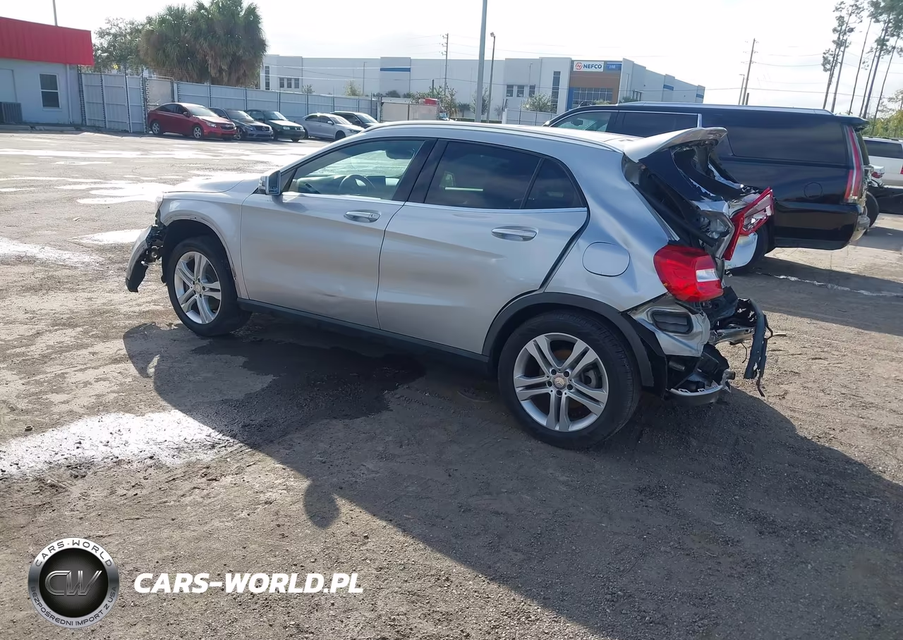 2017 Mercedes-Benz Gla 250 4Matic VIN:WDCTG4GB7HJ334291 - 3