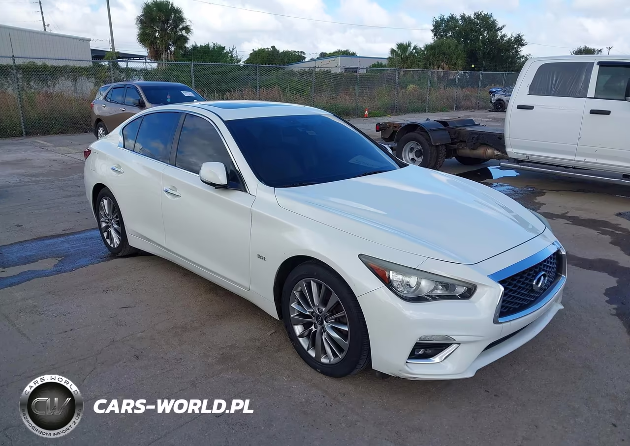 2018 Infiniti Q50 3.0T Luxe VIN:JN1EV7AP8JM350520 - 1