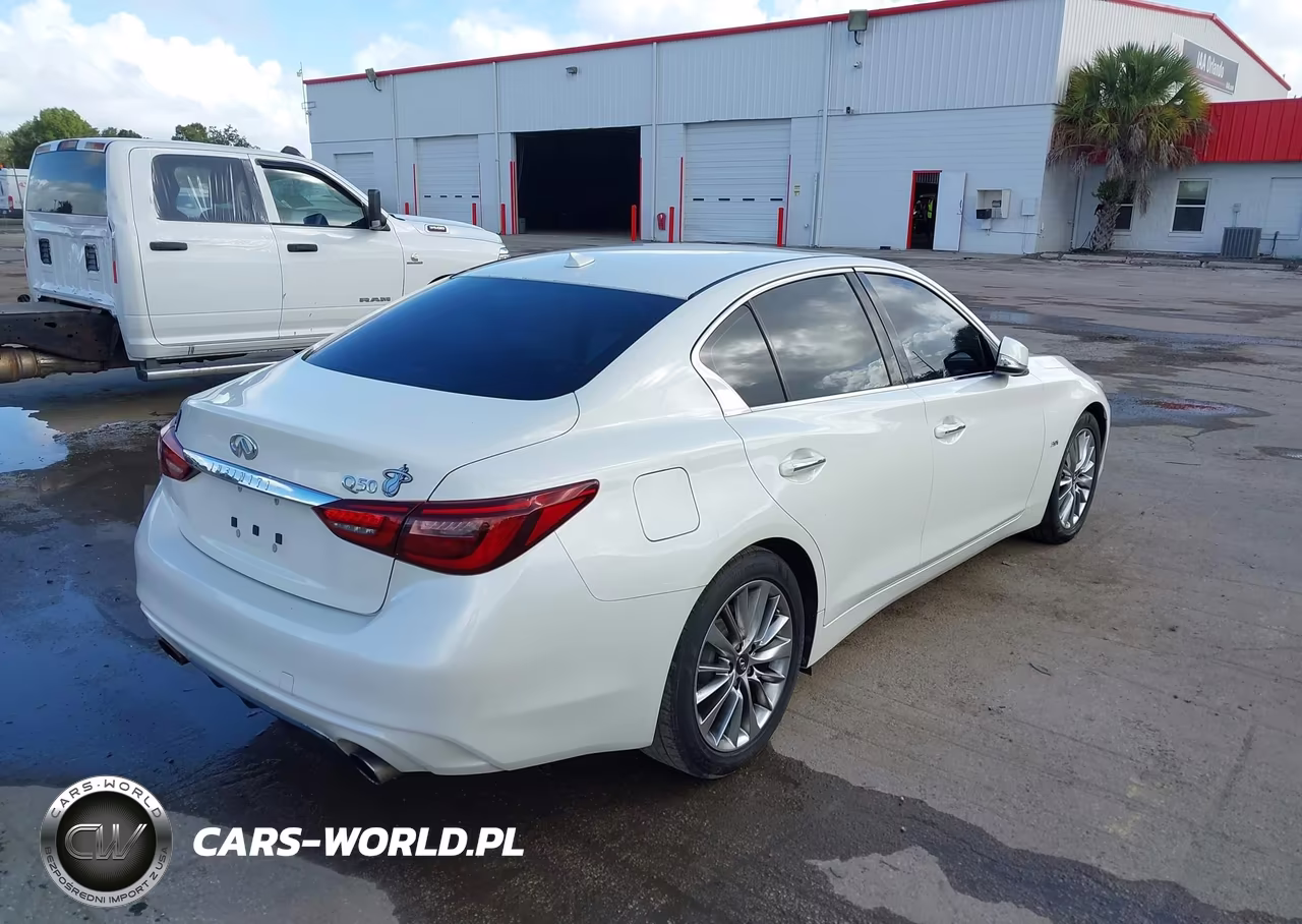 2018 Infiniti Q50 3.0T Luxe VIN:JN1EV7AP8JM350520 - 4