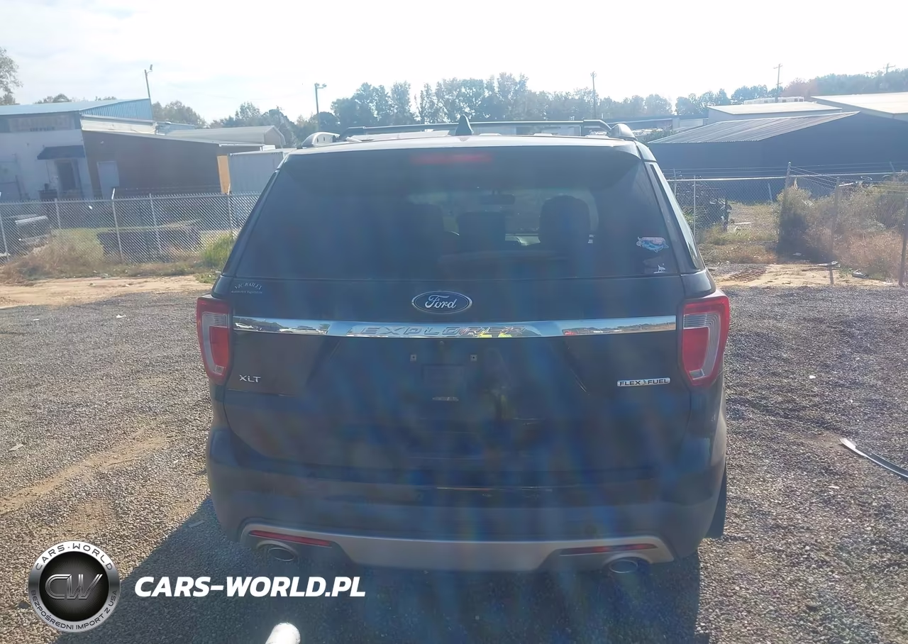 2016 Ford Explorer Xlt VIN:1FM5K7D87GGA17545 - 16