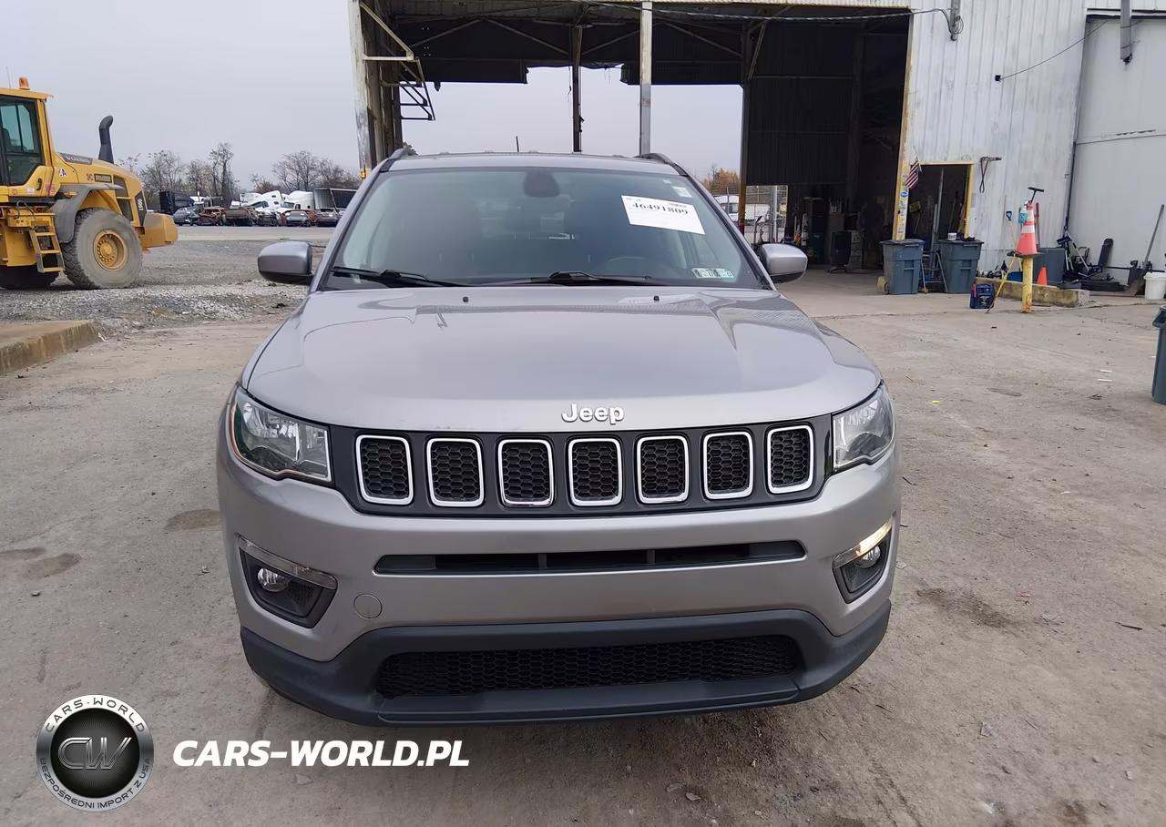 2018 Jeep Compass Latitude 4X4 VIN:3C4NJDBB7JT258870 - 12