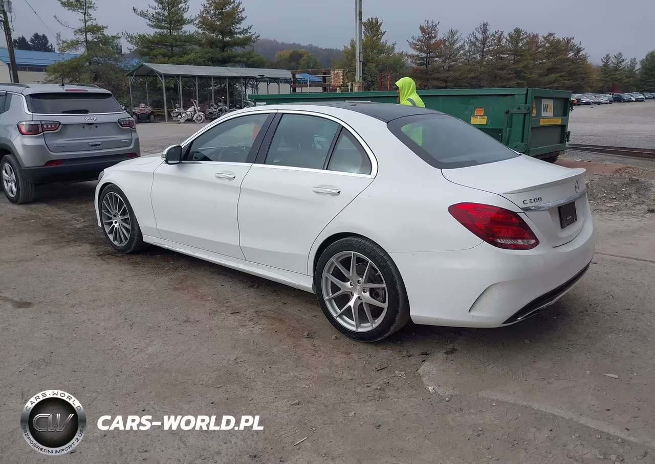 2016 Mercedes-Benz C 300 4Matic-Luxury 4Matic-Sport 4Matic VIN:55SWF4KB1GU157514 - 3