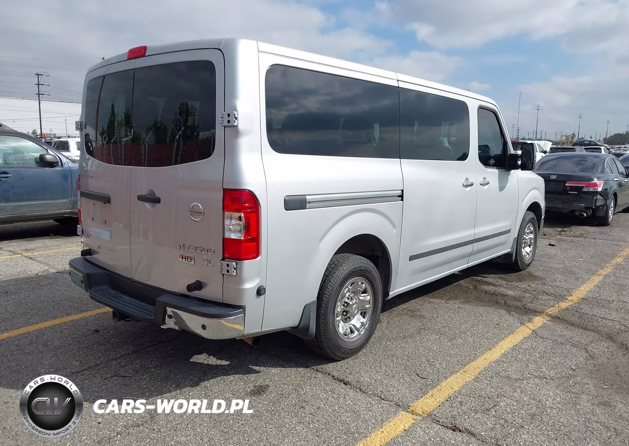 2015 Nissan Nv Passenger Nv3500 Hd Sl V8 VIN:5BZAF0AAXFN852670 - 4