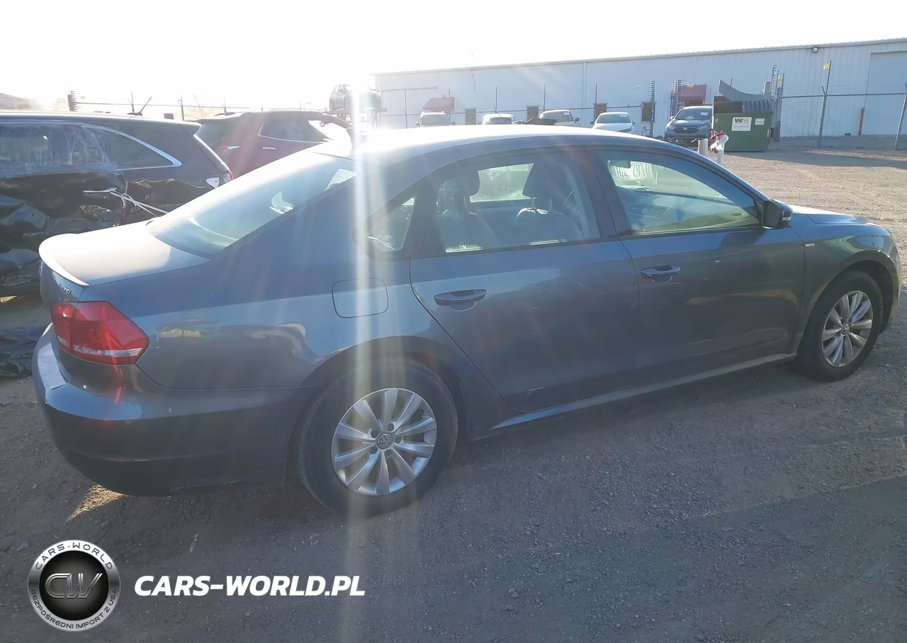 2015 Volkswagen Passat 1.8T Wolfsburg Edition VIN:1VWAS7A35FC003710 - 1